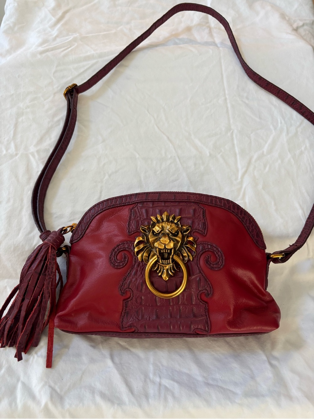 Sharif Burgundy Red Leather Crossbody Bag with Gold Lion Ring Vintage